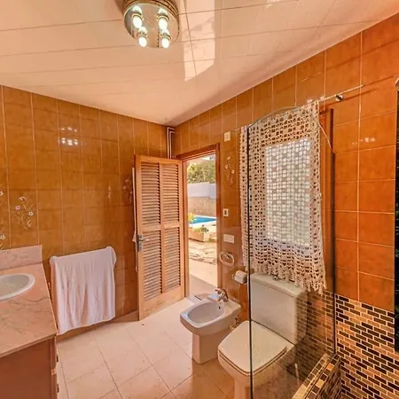 Jas - Close To The With Pool Кан Пикафорт